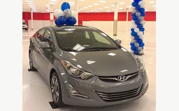 HYUNDAI ELANTRA V A trois volumes (MD, UD)