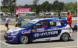 HYUNDAI ACCENT IV A trois volumes (RB)