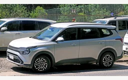 KIA CARENS IV