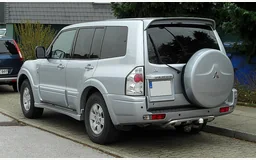 MITSUBISHI PAJERO II (V3_W)