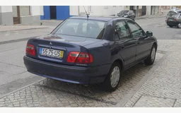 MITSUBISHI CARISMA A trois volumes (DA_)