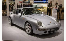 PORSCHE 911 (993)
