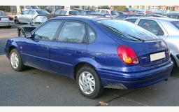 TOYOTA COROLLA Liftback (_E11_)