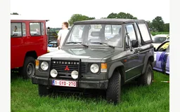 MITSUBISHI PAJERO I Canvas Top (L04_G)
