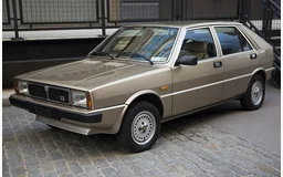 LANCIA DELTA I (831_)