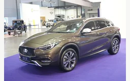 INFINITI QX30