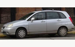 SUZUKI LIANA Berline bicorps trois ou cinq portes