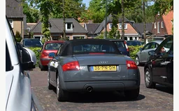 AUDI TT Roadster (8N9)