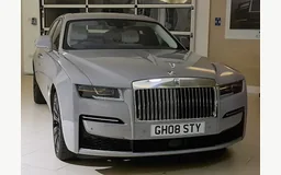ROLLS-ROYCE GHOST II Extended Wheelbase (RR22)