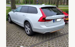 VOLVO V90 II Cross Country (236)