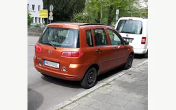 MAZDA 2 (DY)