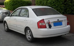 KIA CERATO I A trois volumes (LD)