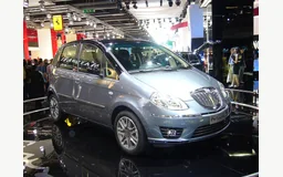 LANCIA MUSA (350_)