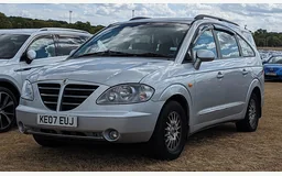 SSANGYONG RODIUS I