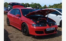SEAT LEON (1P1)