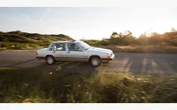 VOLVO 760 (704, 764)