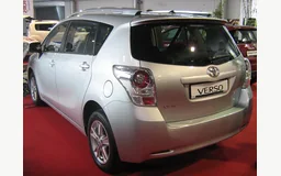 TOYOTA VERSO (_R2_)