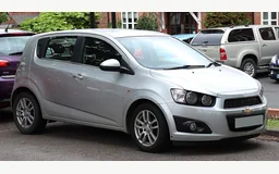 CHEVROLET AVEO Berline bicorps trois ou cinq portes (T300)