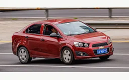 CHEVROLET AVEO A trois volumes (T300)